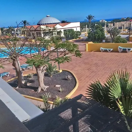 Oasis By The Pool Διαμέρισμα *